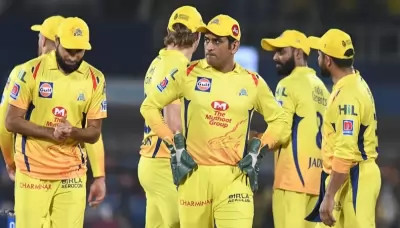 ম্যাচ হেরে জরিমানাও গুনলেন ধোনি