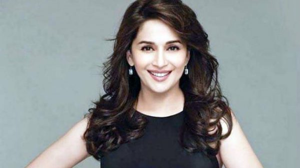 করোনা থেকে বাঁচতে যে টিপস দিলেন মাধুরী