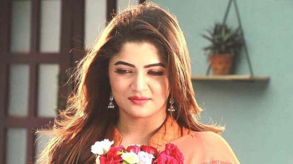 প্রত্যেক সফল মানুষের ভেতরে তীব্র যন্ত্রণা লুকিয়ে থাকে : শ্রাবন্তী