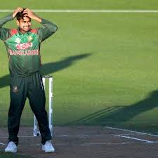 ৯ উইকেট নিয়ে সেই মিরাজই এখন বিদেশে সেরা