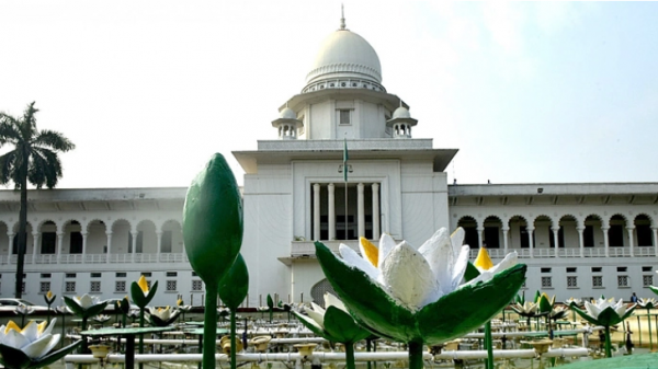 শিশুকে সশ্রম কারাদণ্ড দেয়ায় বিচারককে শোকজ
