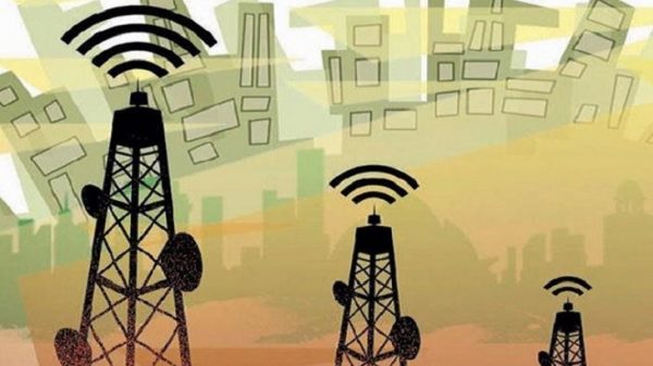 মুঠোফোনই এখন ব্যাংক, দ্রুত বাড়ছে গ্রাহক