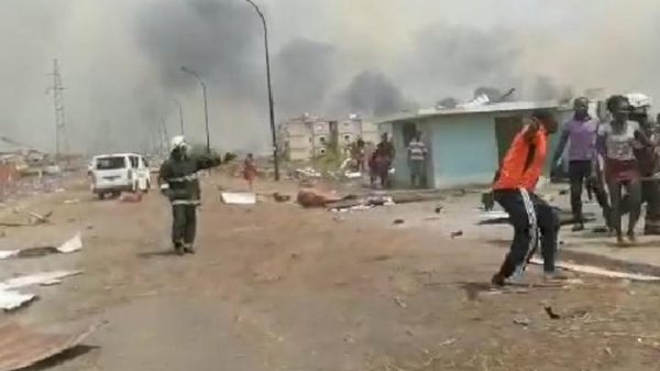 গিনিতে বিস্ফোরণে নিহতের সংখ্যা বেড়ে ৯৮