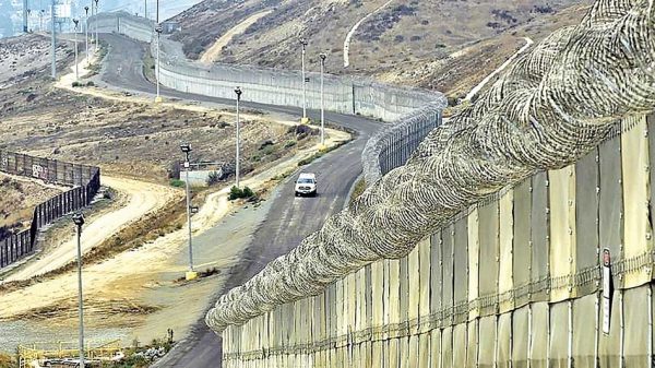 দেশে দেশে সীমান্তদেয়াল