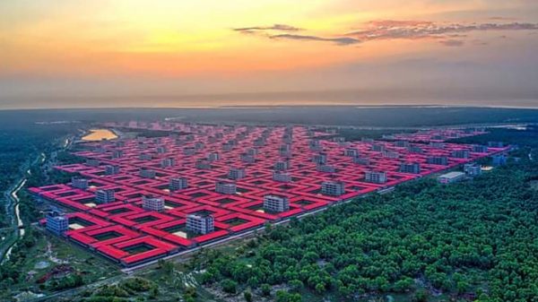 ভাসানচর থেকে পালাচ্ছে রোহিঙ্গারা