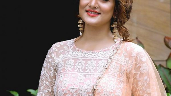 জীবনে যদি সঠিক কাজ কর, তাহলে একটাই যথেষ্ট : শ্রাবন্তী