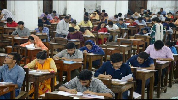 আজ শেষ হচ্ছে গুচ্ছ ভর্তিতে আবেদন