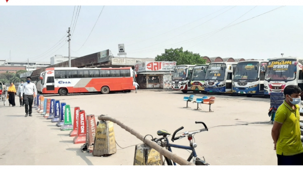 যাত্রী এলেও মহাখালী থেকে ছাড়ছে না দূরপাল্লার বাস