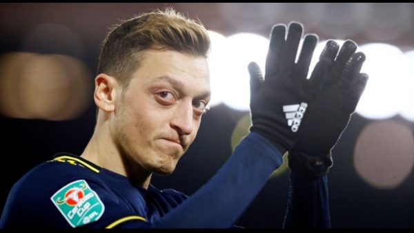 রোহিঙ্গাদের পাশে দাঁড়াতে অনুরোধ ওজিলের