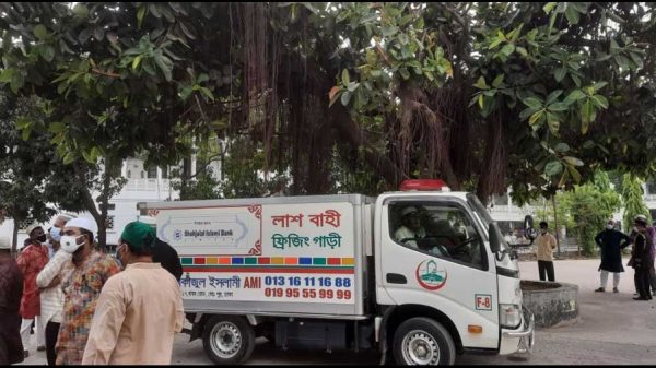 প্রিয় কর্মস্থলে শেষবার এলেন আব্দুল মতিন খসরু