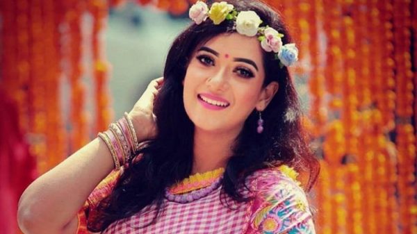 অভিনয় ছেড়েছেন তবুও শান্তি নেই অ্যানি খানের