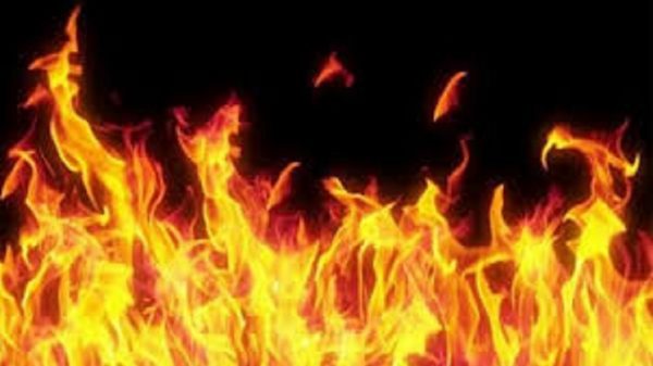 রূপগঞ্জে জুস ফ্যাক্টরিতে আগুন, দুই শ্রমিকের মৃত্যু