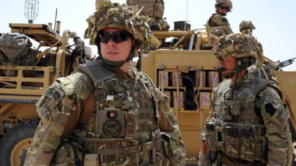 সেনা সরানো নিয়ে বাইডেনের সিদ্ধান্তের অপেক্ষা