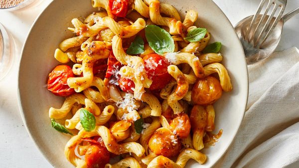 গারলিক টমেটো পাস্তা