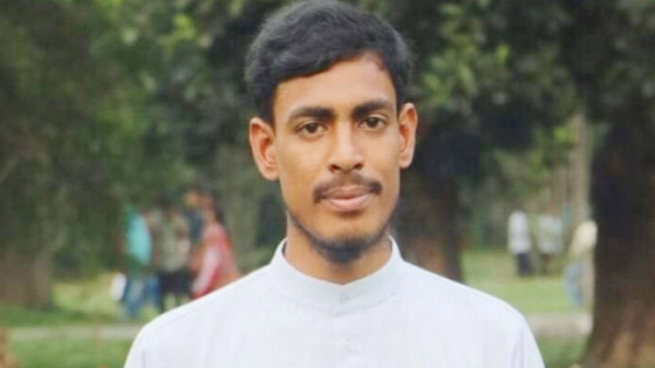 ঢাবি ছাত্র অধিকার পরিষদের সভাপতি গ্রেপ্তার, ৭ দিনের রিমান্ডে চেয়েছে পুলিশ