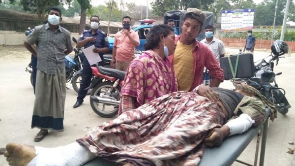 নিয়ামতপুরে ধান কাটা নিয়ে সংঘর্ষ, নিহত ১