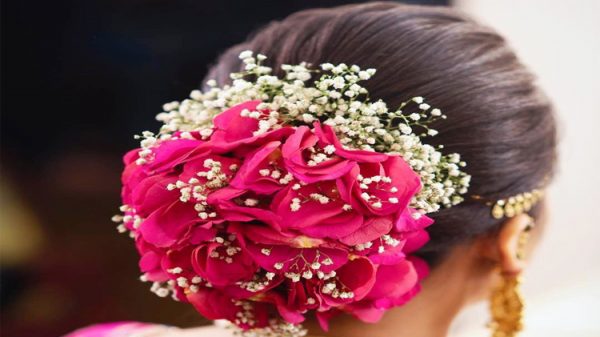 বৈশাখের সাজে যেভাবে করতে পারেন খোঁপা