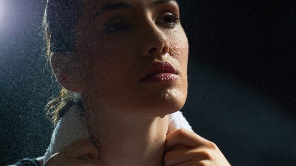 হঠাৎ করে বেশি ঘাম বিশেষ রোগের উপসর্গ!