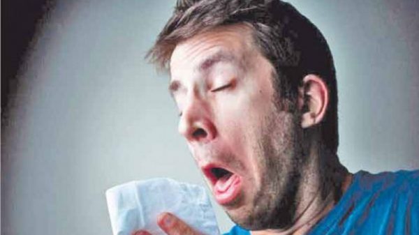 হাঁচি বন্ধ করার ঘরোয়া ৫ উপায়