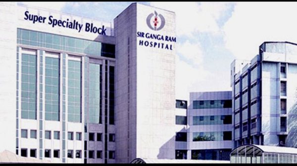 অক্সিজেন না পেয়ে এক হাসপাতালেই ২৫ করোনা রোগীর মৃত্যু