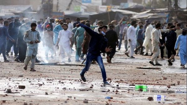 ​পাকিস্তানে নিষিদ্ধ হচ্ছে ধর্মীয় রাজনৈতিক দল