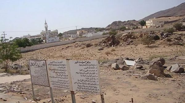 আজ ঐতিহাসিক বদর দিবস