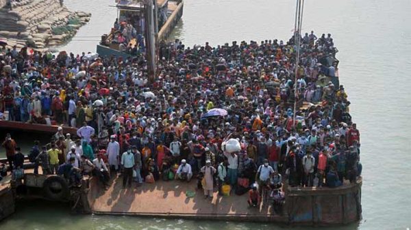 প্লিজ, মানুষকে মর্যাদা দিন