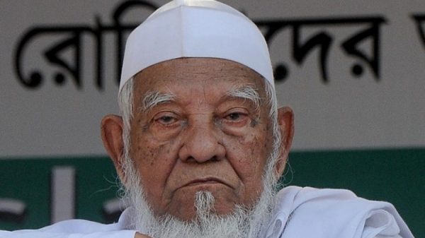 নিরাপত্তা চেয়ে আইনের আশ্রয় নিলেন শফী হত্যা মামলার বাদী