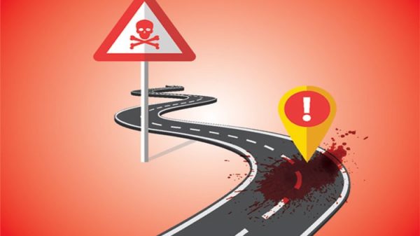 আগৈলঝাড়ায় সড়ক দুঘর্টনায় ৮ জন আহত