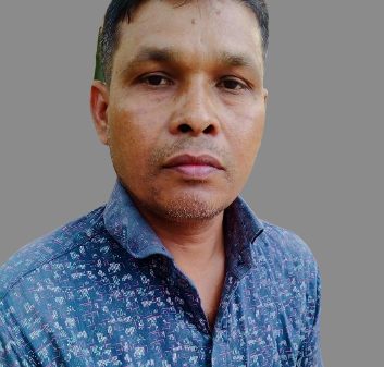 আগৈলঝাড়ায় স্বাস্থ্যকর্মীর হাতে শ্লীলতাহানীর শিকার এক কলেজ ছাত্রী