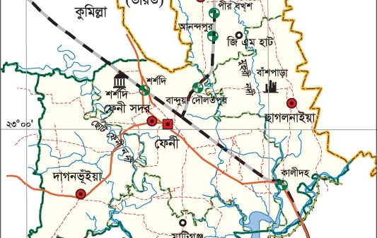 ফেনীতে গার্মেন্টস পণ্য চুরির অভিযোগে কাভার্ড ভ্যানসহ আটক ৪