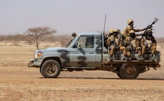 বুরকিনা ফাসো: একটি গ্রামে সশস্ত্র হামলা চালিয়ে ১৩২ জনকে হত্যা