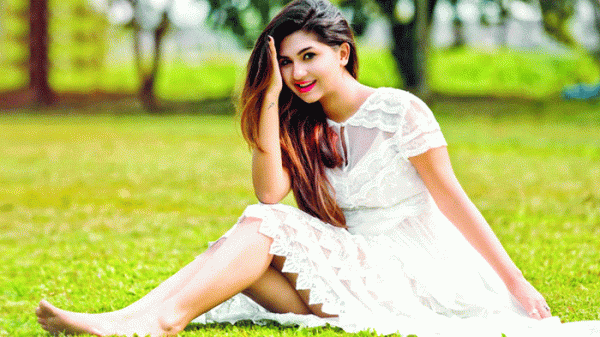 অর্চিতা স্পর্শিয়া