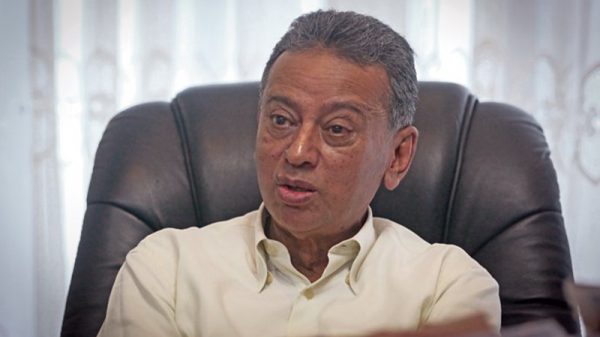 সরকার পতন আন্দোলনের পথে আছে বিএনপি: খসরু