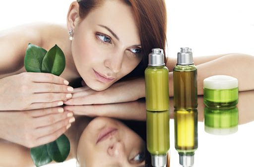 ত্বকের যত্নে তেল!