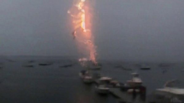 পদ্মায় বরযাত্রীবাহী নৌকায় বজ্রপাত, ১৬ জন নিহত