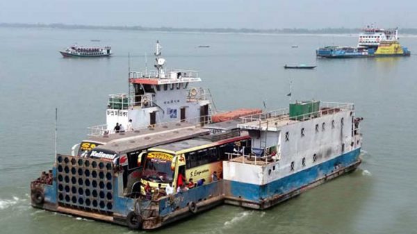 শিমুলিয়া-বাংলাবাজারে ফেরি চলাচল বন্ধ ঘোষণা