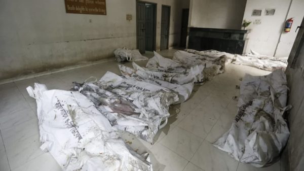 হাশেম ফুডসে অগ্নিকাণ্ড : দুপুরে ২৪ লাশ হস্তান্তর